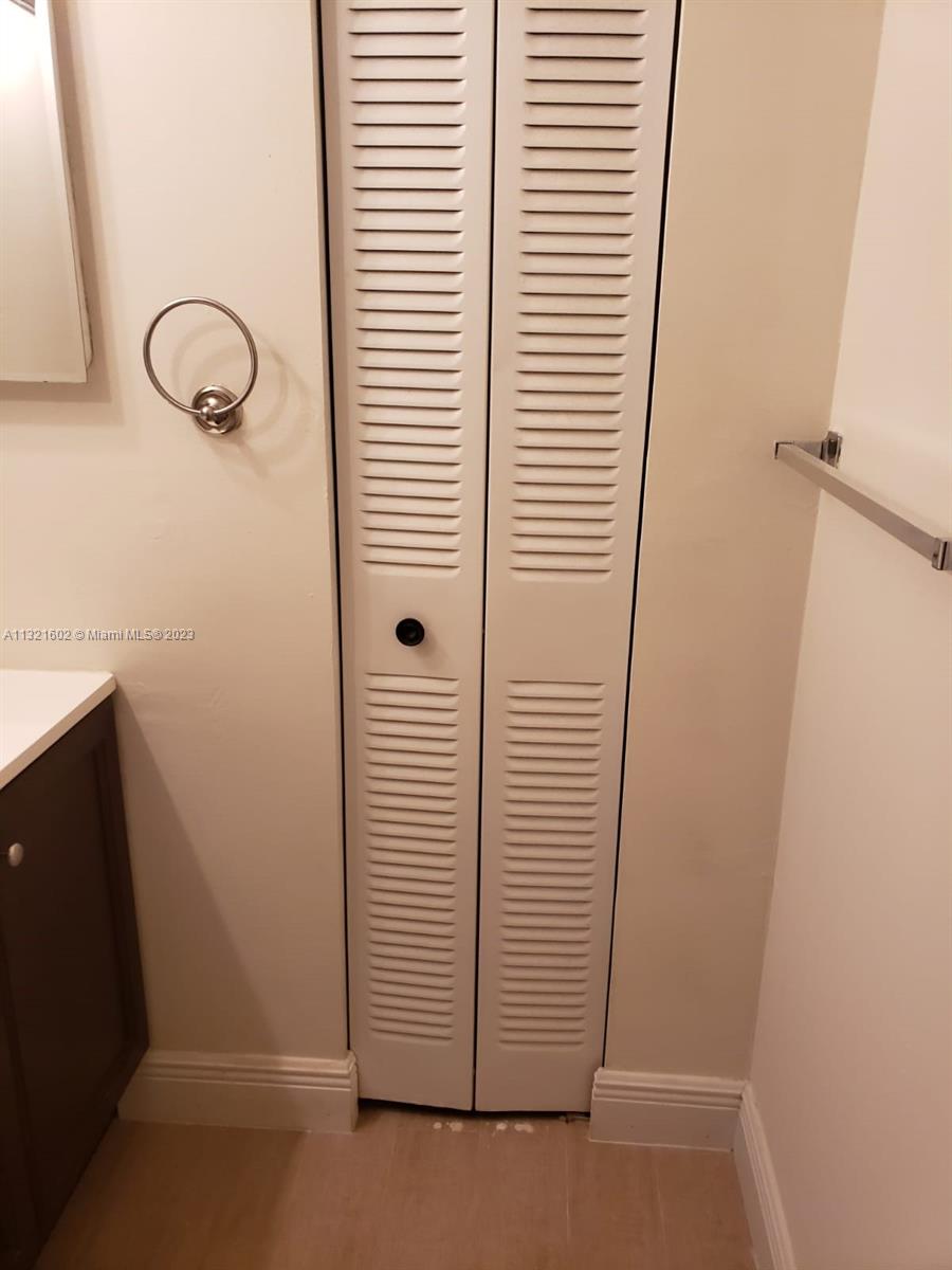 COCO PARC CONDO - Residential Lease