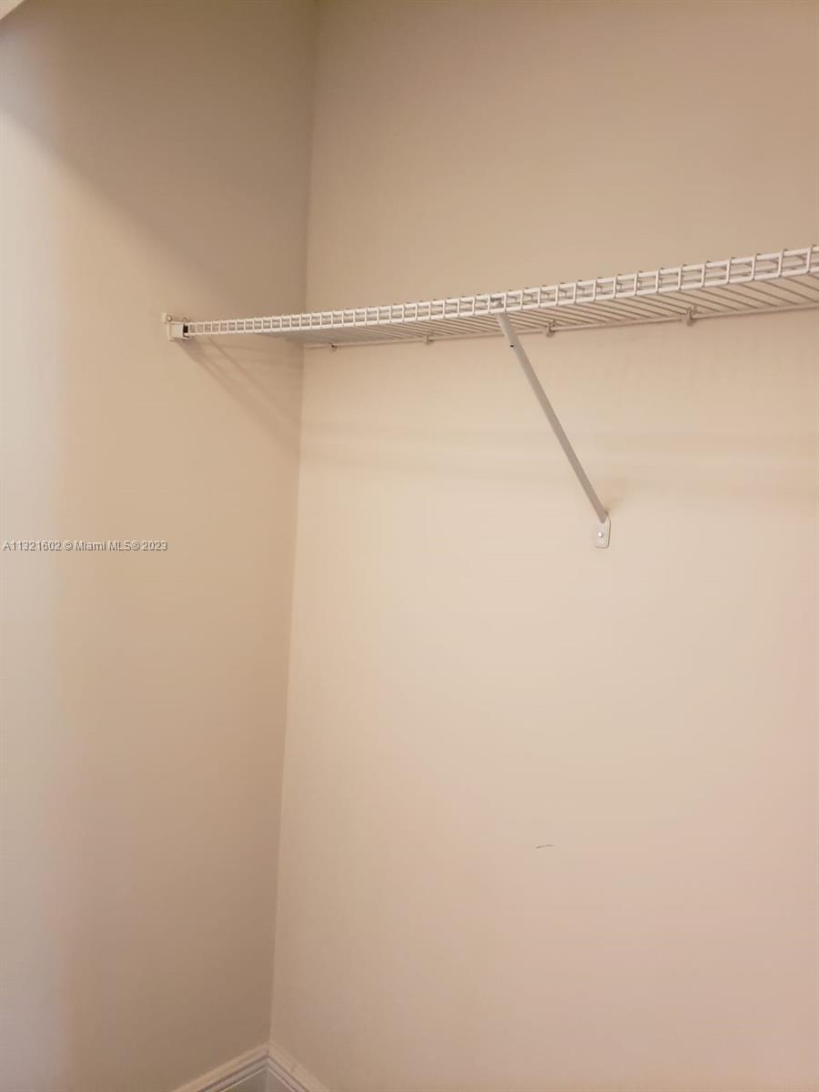 COCO PARC CONDO - Residential Lease