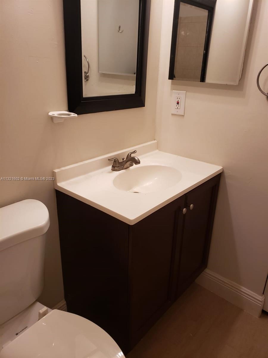 COCO PARC CONDO - Residential Lease