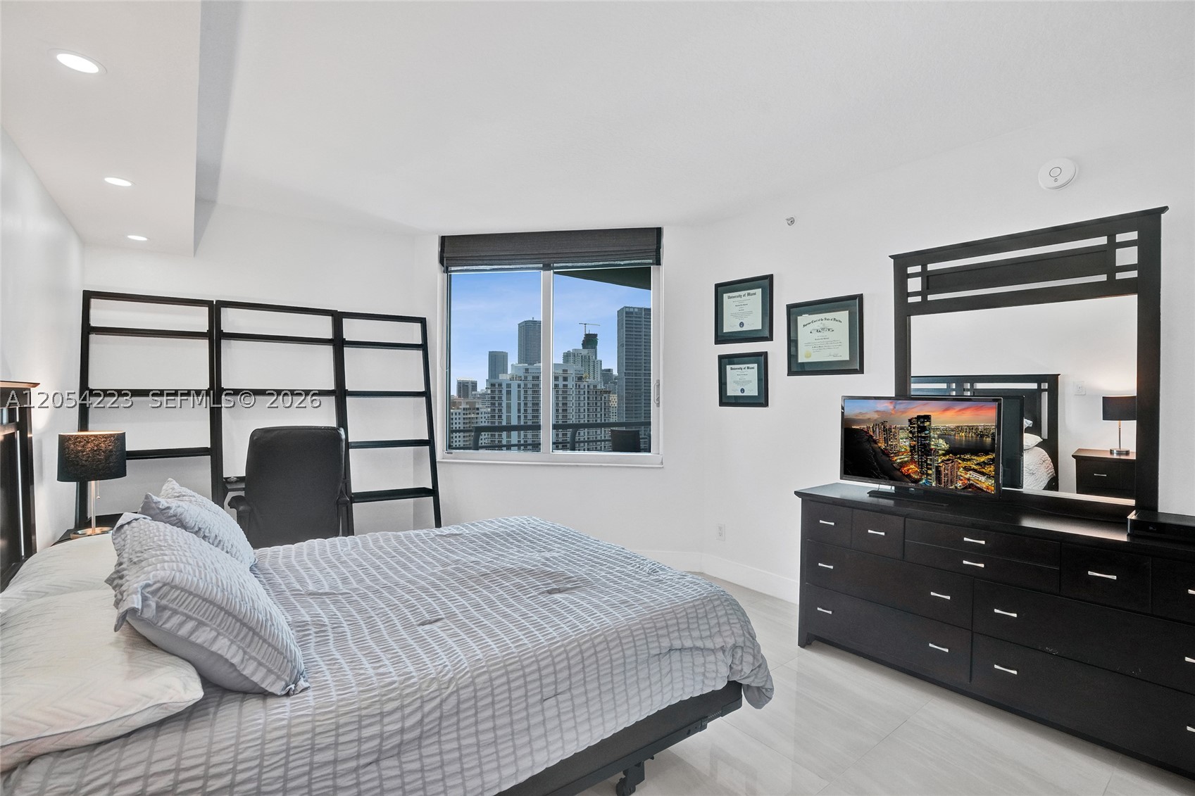 ONE MIAMI EAST CONDO - Residential