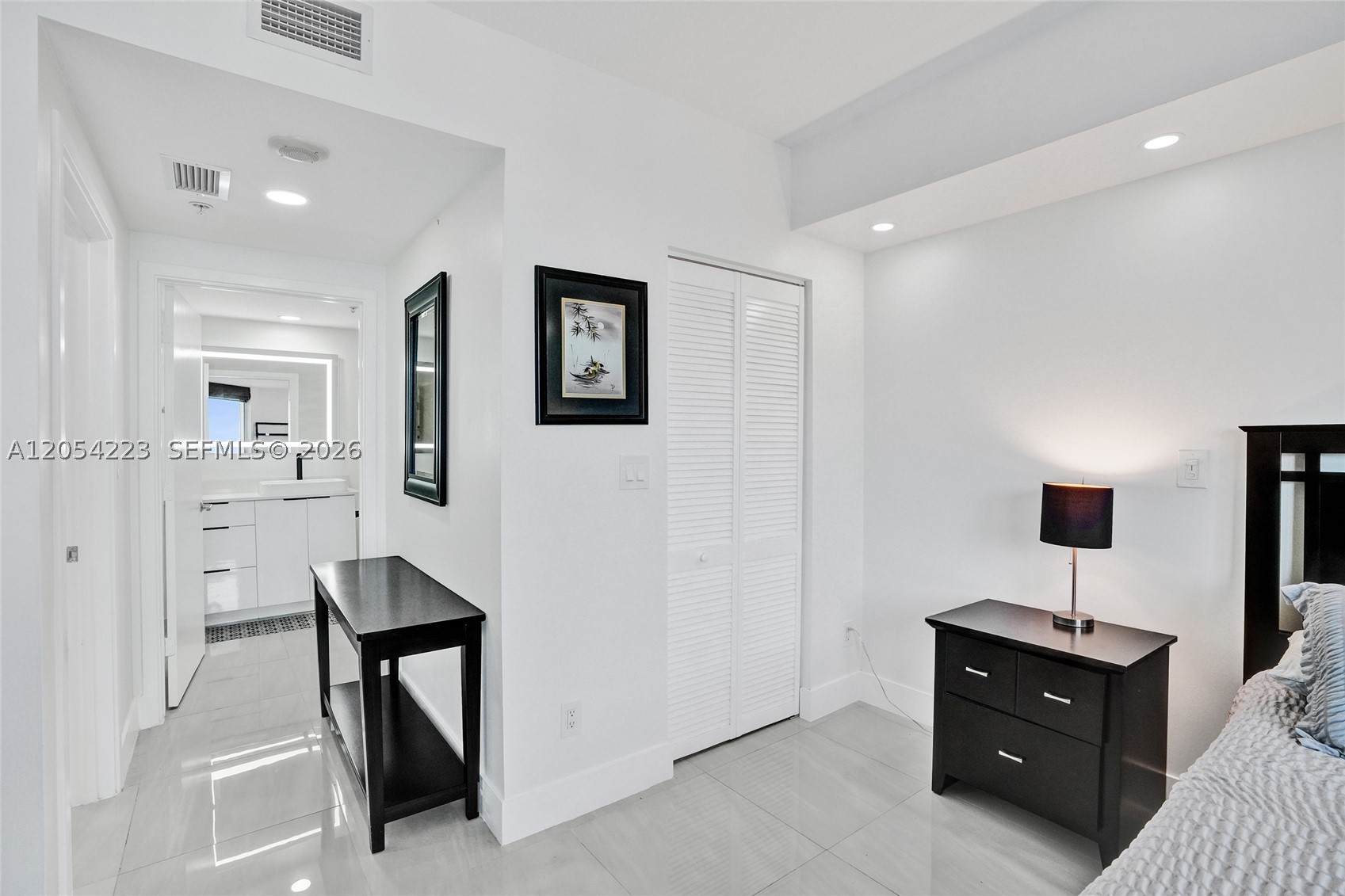 ONE MIAMI EAST CONDO - Residential