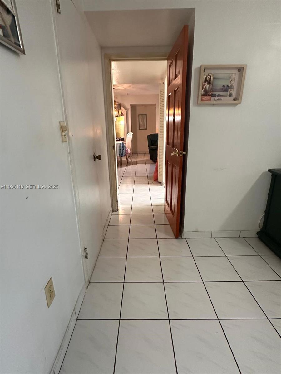 AVILA CONDO - Residential