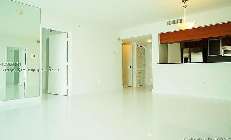1800 CLUB CONDO - Residential