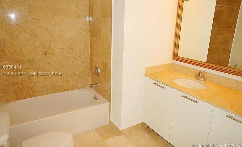 1800 CLUB CONDO - Residential