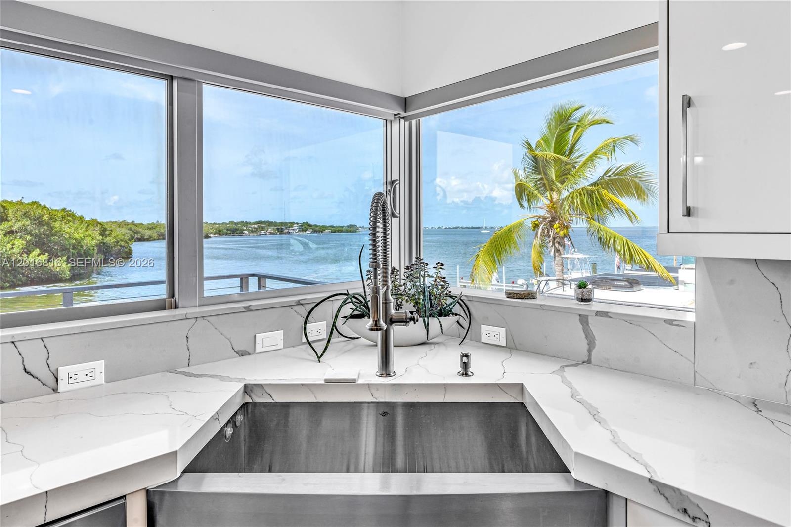 CALUSA CAMPGROUND - Residential