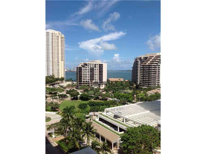 COURTS AT BRICKELL KEY - Residential Lease