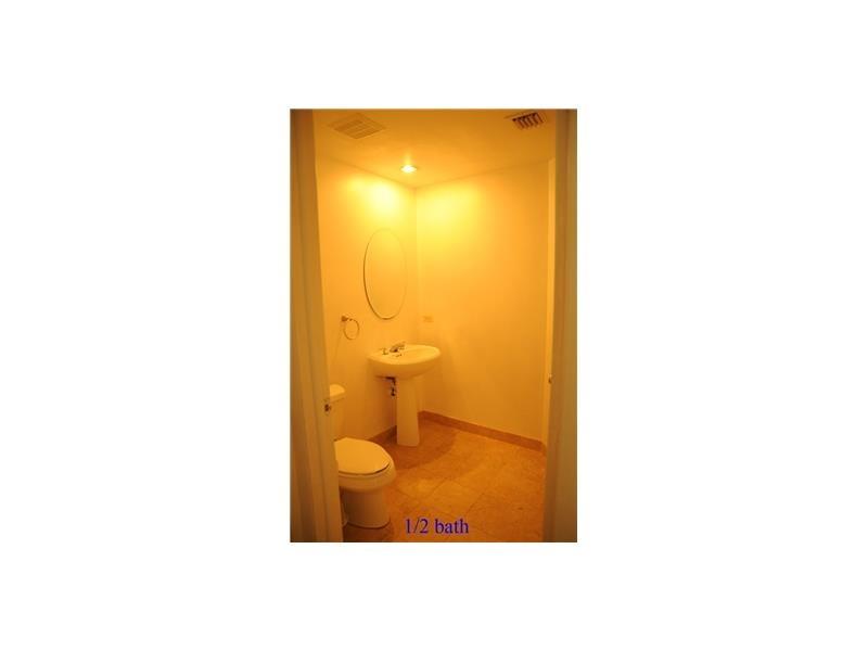COURTS AT BRICKELL KEY - Residential Lease