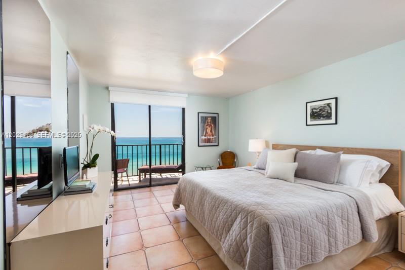 OCEANFRONT PLAZA CONDO - Residential Lease