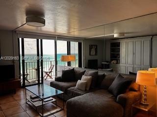 OCEANFRONT PLAZA CONDO - Residential Lease