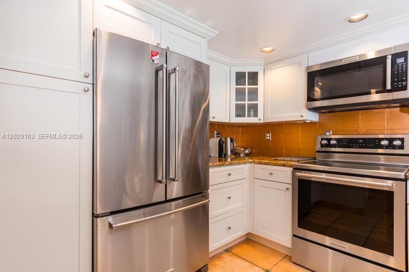 OCEANFRONT PLAZA CONDO - Residential Lease