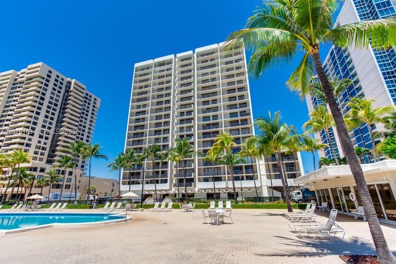 OCEANFRONT PLAZA CONDO - Residential Lease