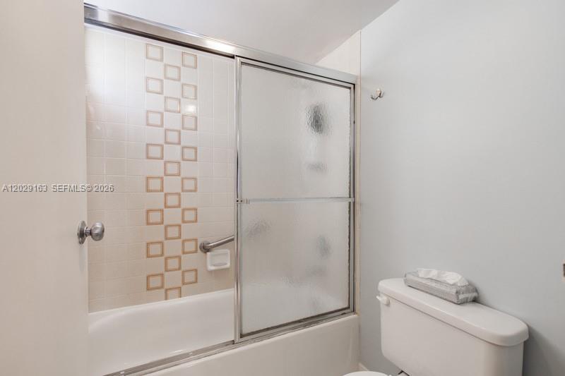 OCEANFRONT PLAZA CONDO - Residential Lease
