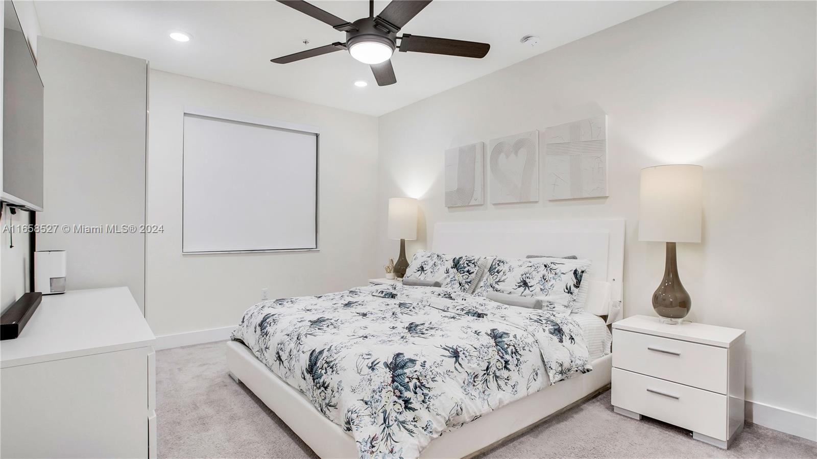 LANDMARK AT DORAL - Residential