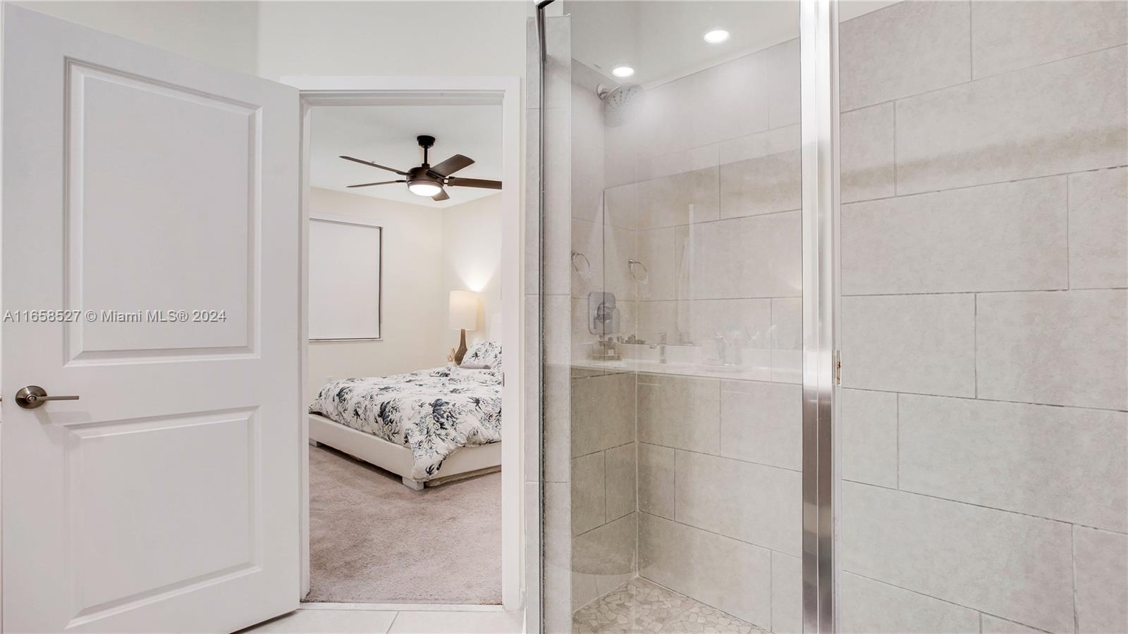 LANDMARK AT DORAL - Residential