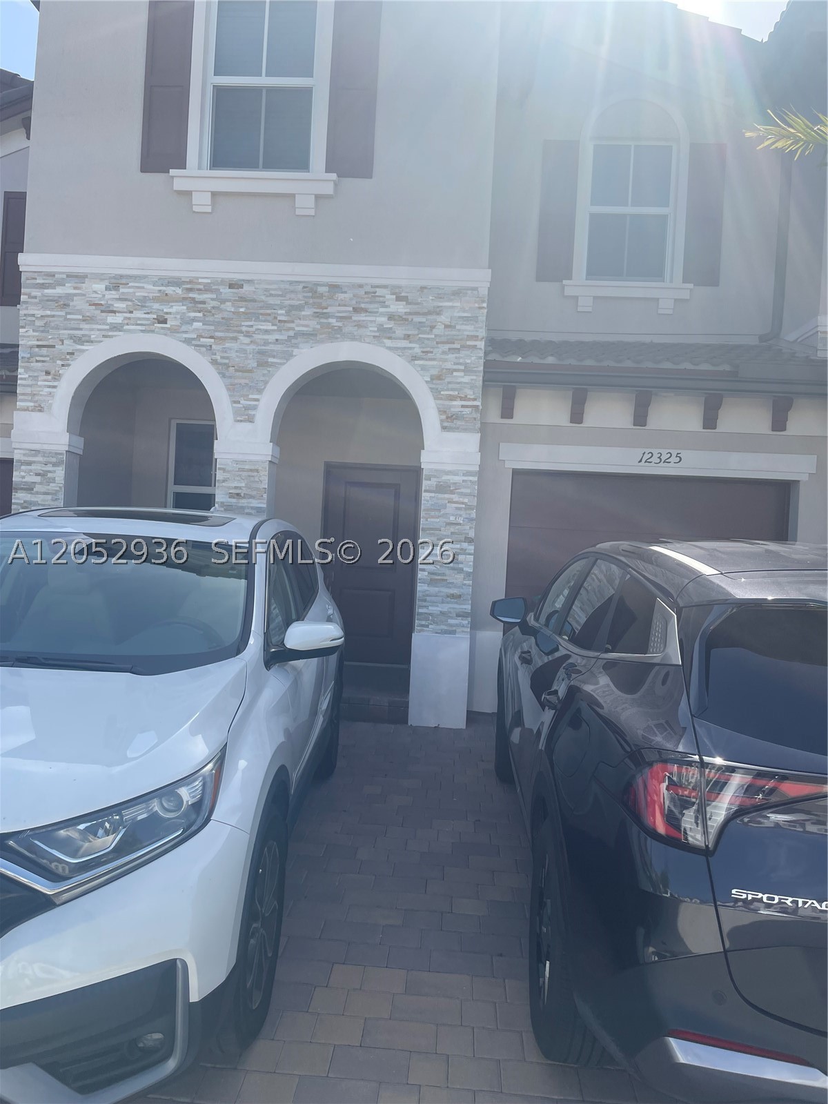 Prime property. Prime location. Huge 3-bedroom 2.5 bathroom. Backyard and garage. Very quiet neighborhood.