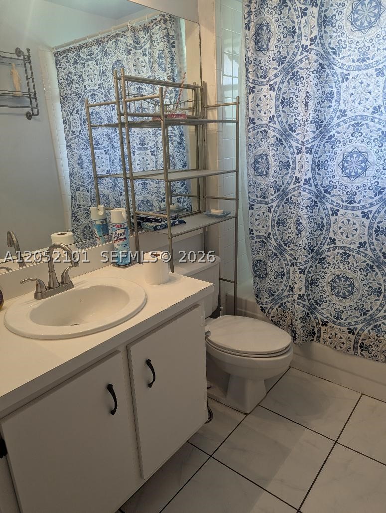 TWIN FOUNTAINS REPLAT - Residential