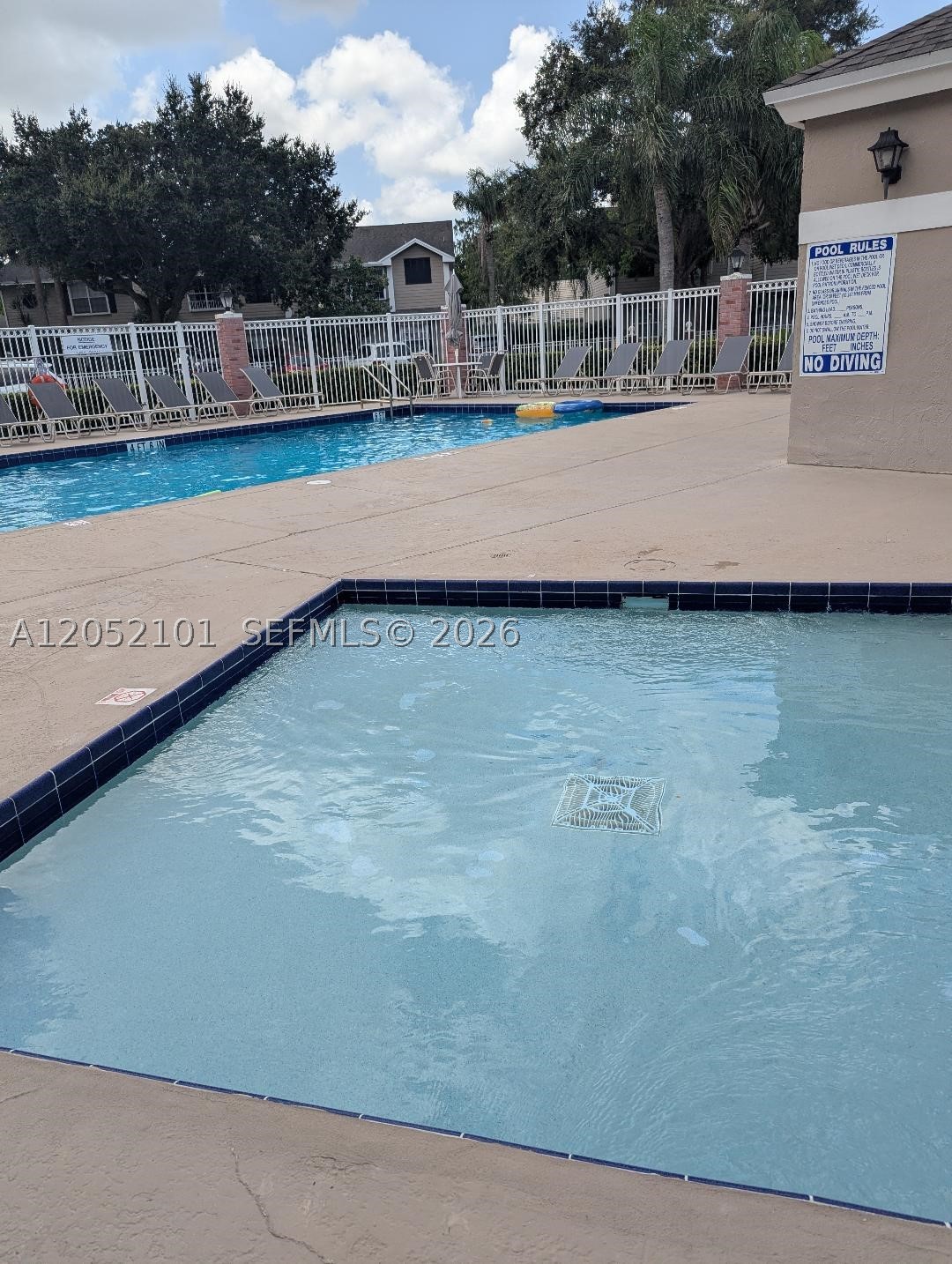 TWIN FOUNTAINS REPLAT - Residential