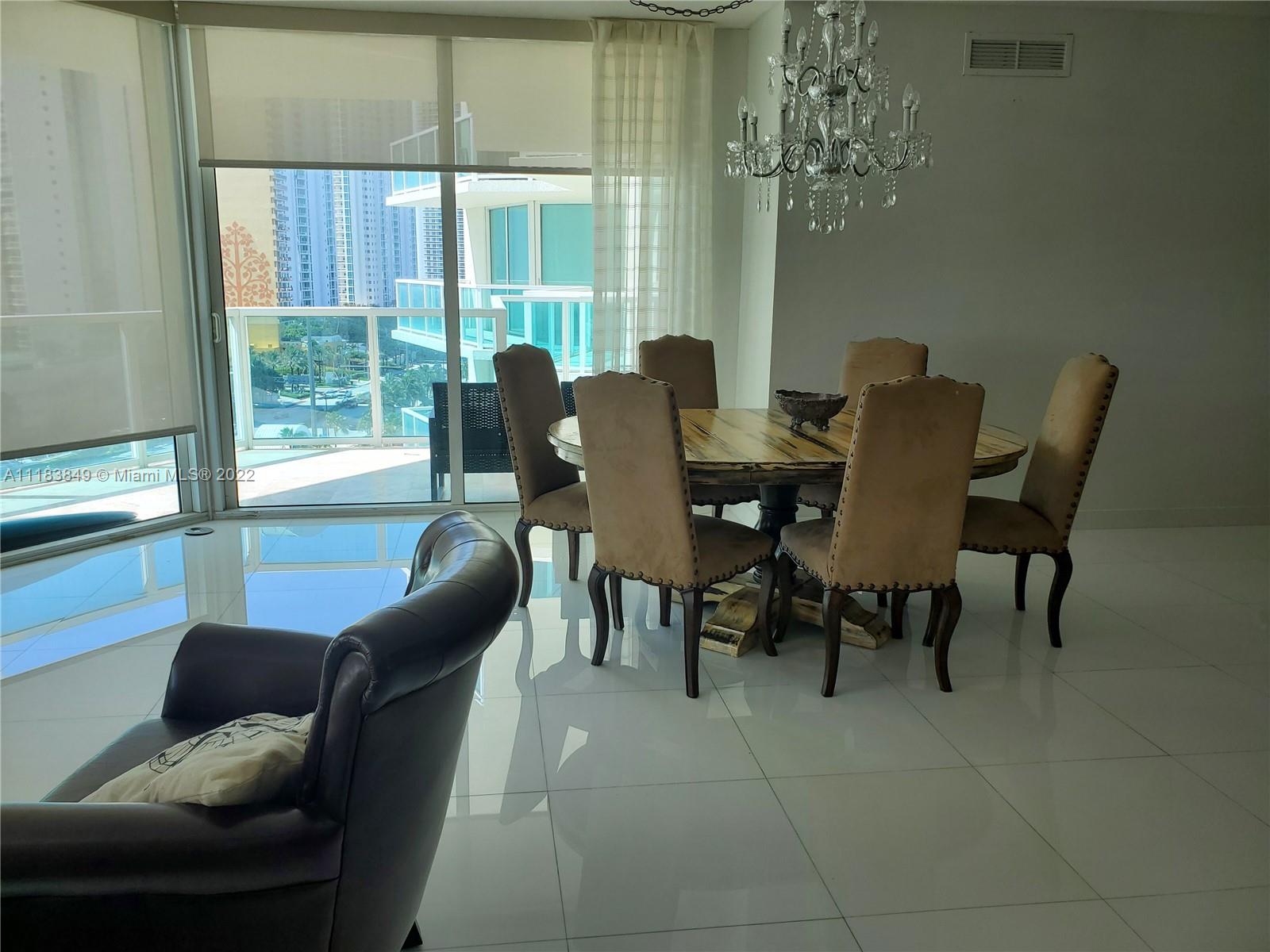 ST TROPEZ ON THE BAY 1 CO - Residential Lease