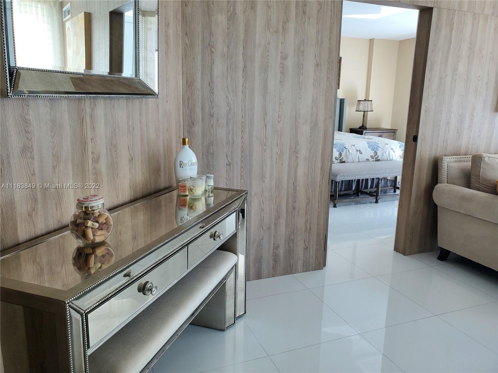 ST TROPEZ ON THE BAY 1 CO - Residential Lease
