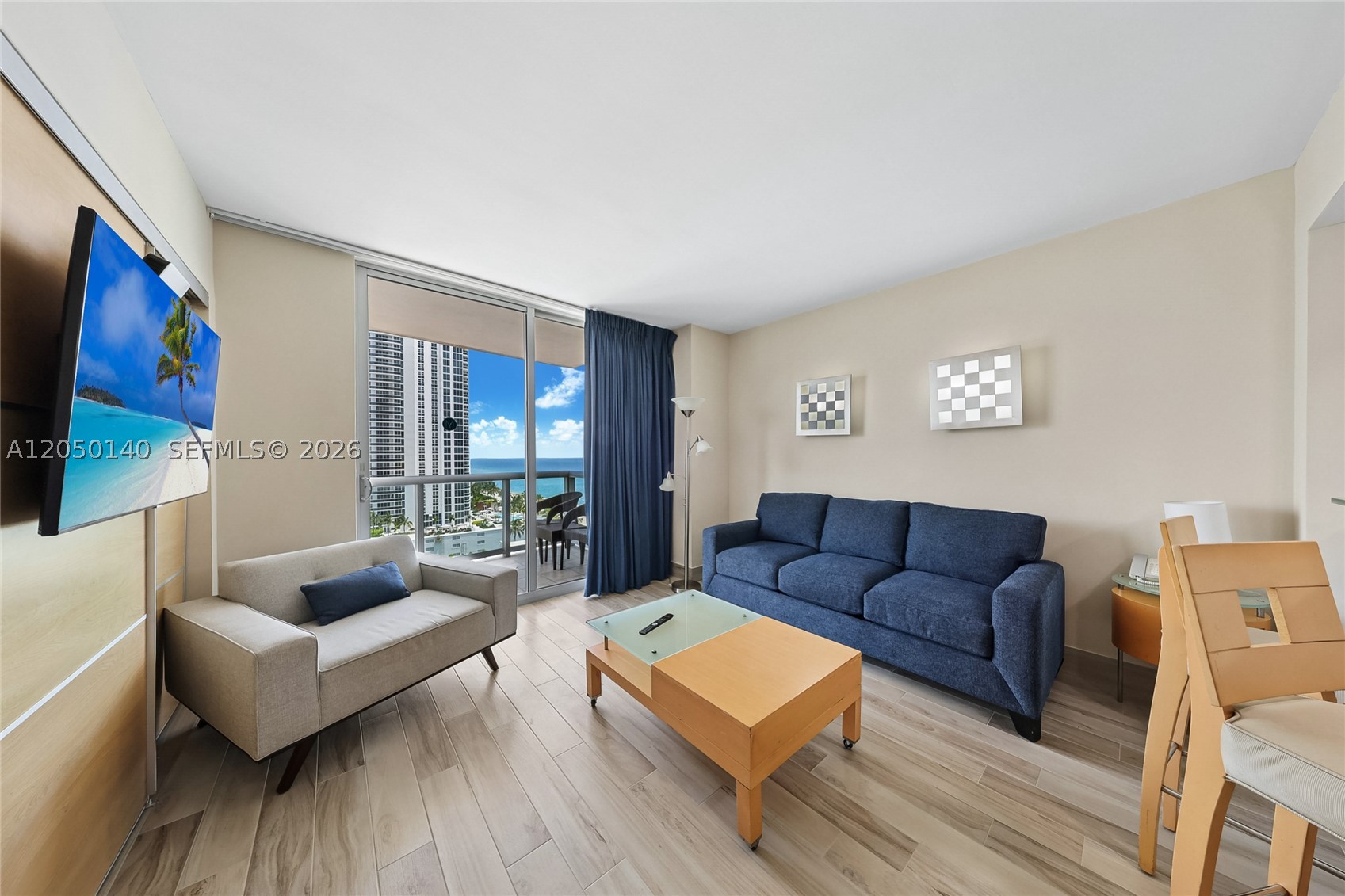 M RESORT RESIDENCES CONDO - Residential