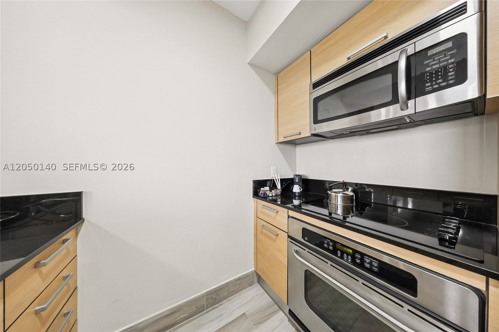 M RESORT RESIDENCES CONDO - Residential