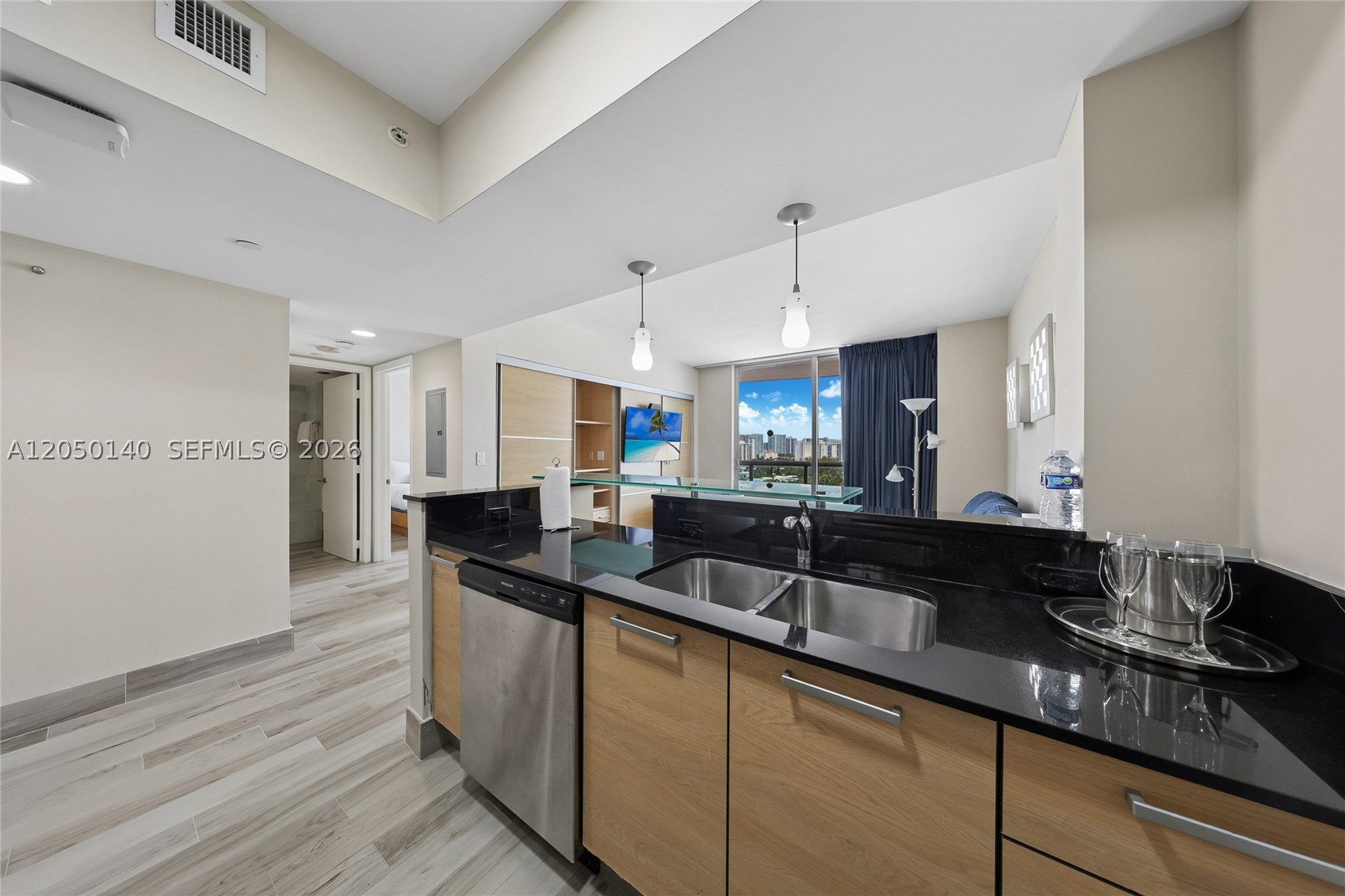 M RESORT RESIDENCES CONDO - Residential