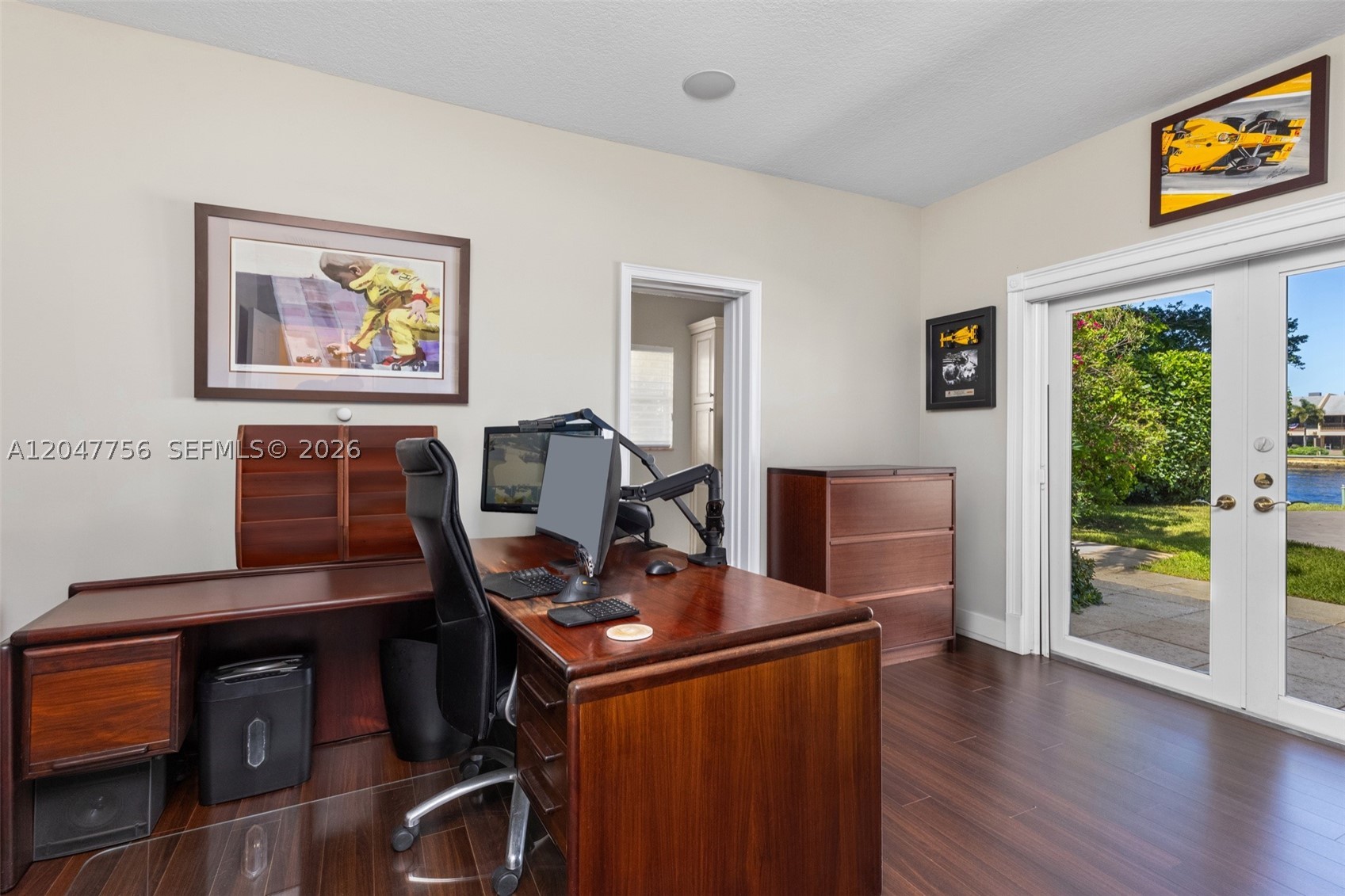 CYPRESS POINT - Residential