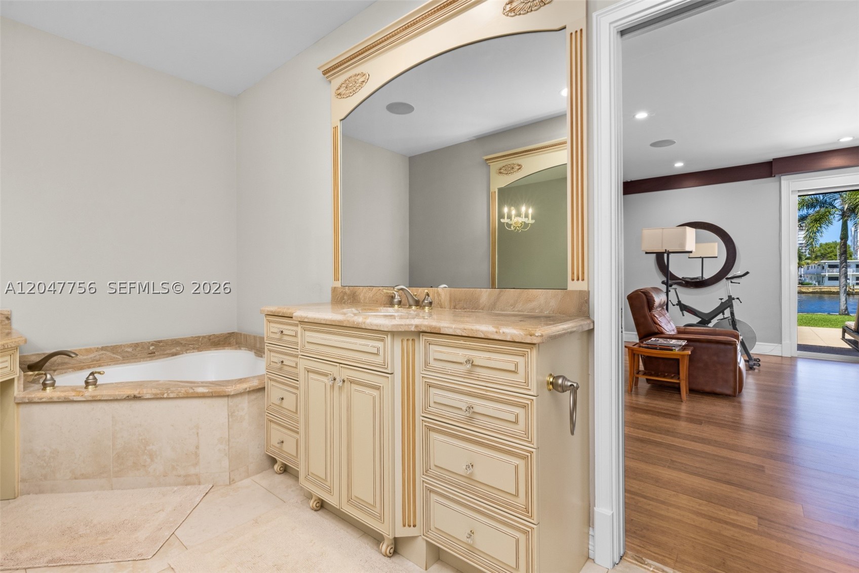 CYPRESS POINT - Residential