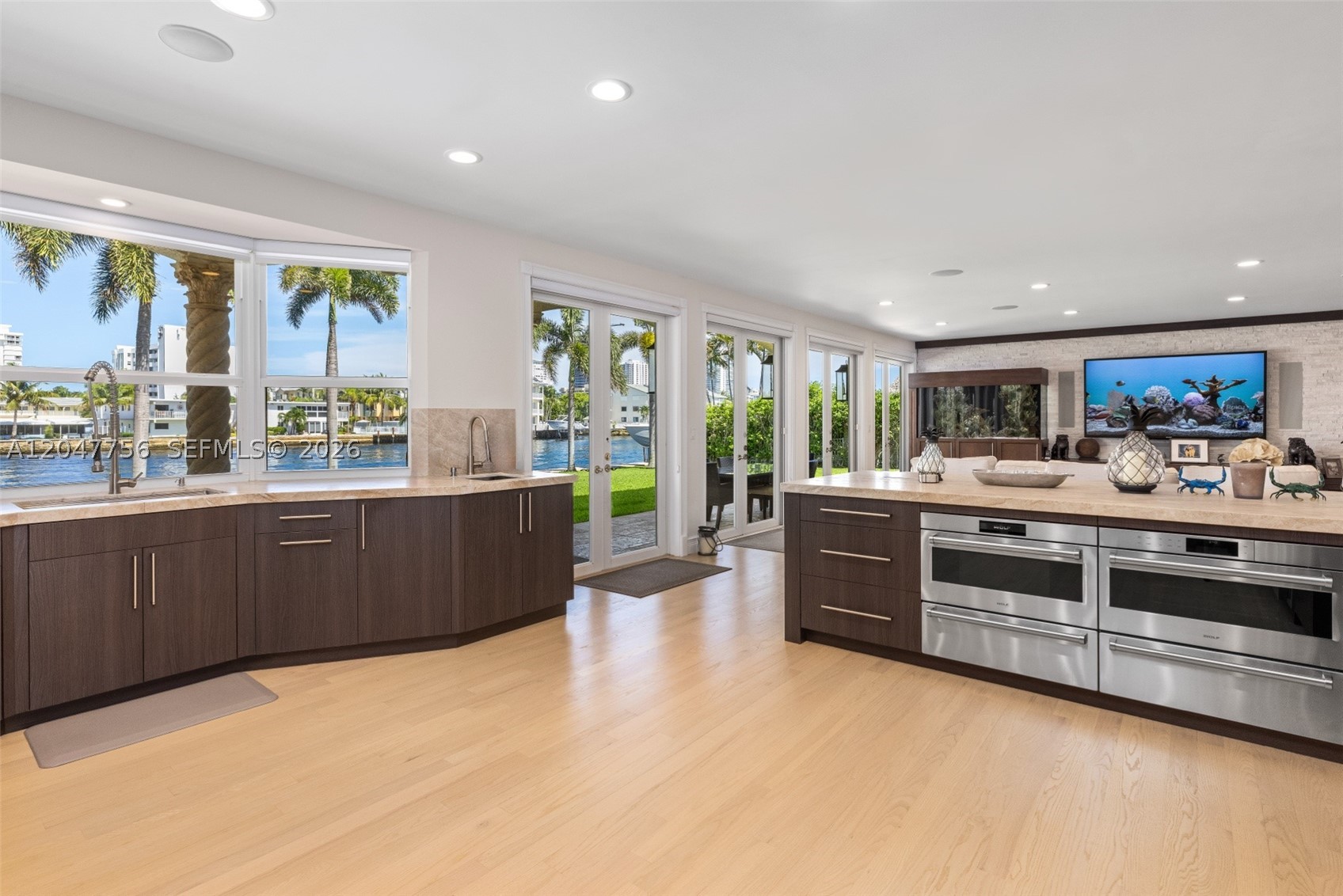 CYPRESS POINT - Residential
