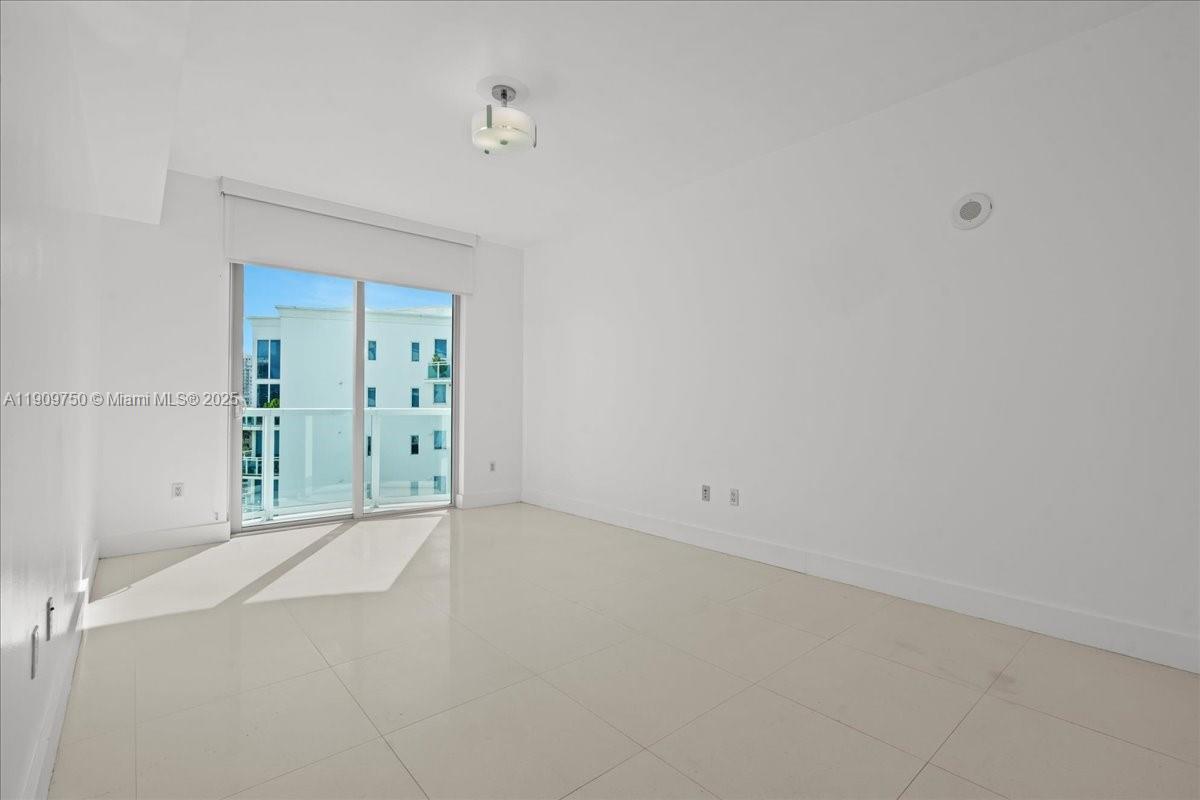 3030 Aventura - Residential