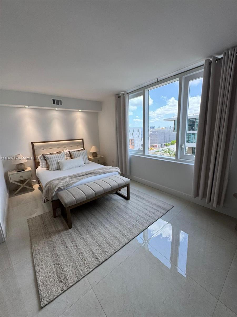 RONEY PALACE CONDO - Residential