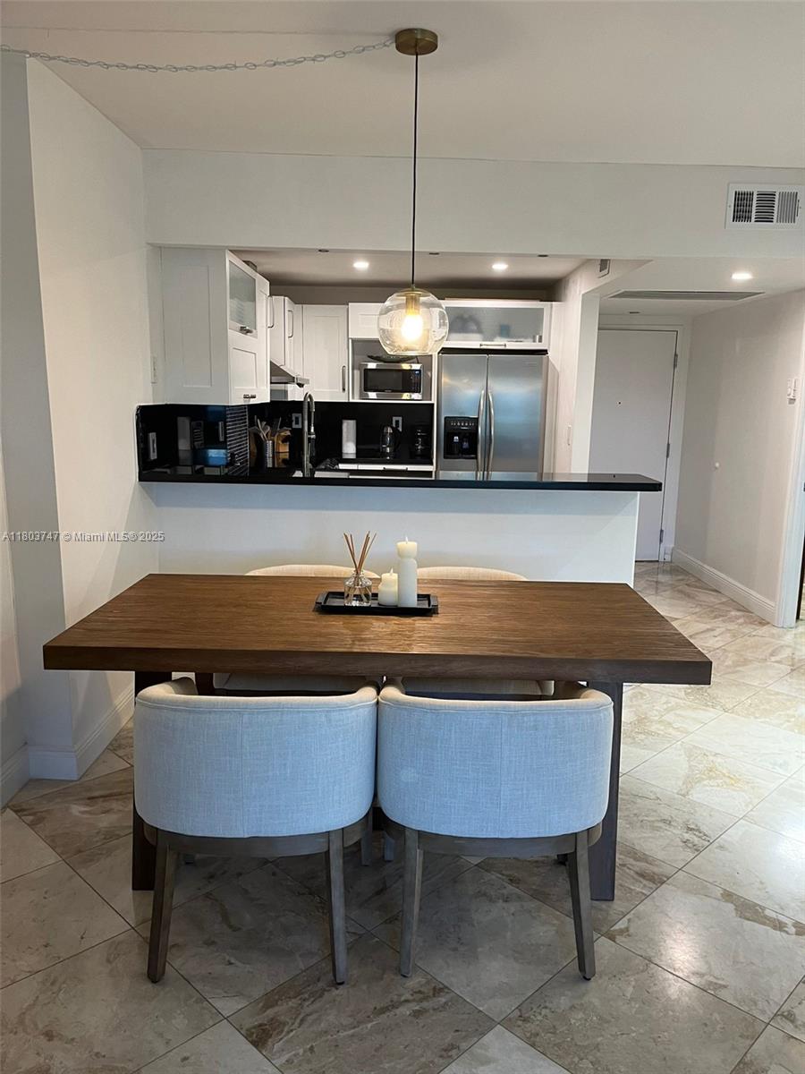 RONEY PALACE CONDO - Residential