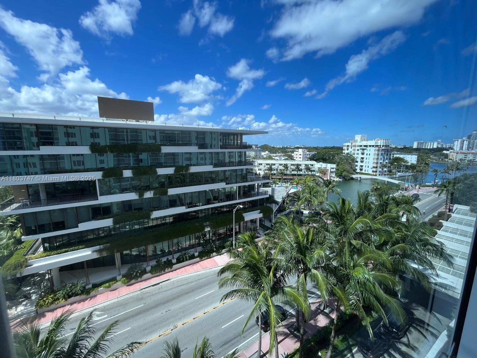 RONEY PALACE CONDO - Residential