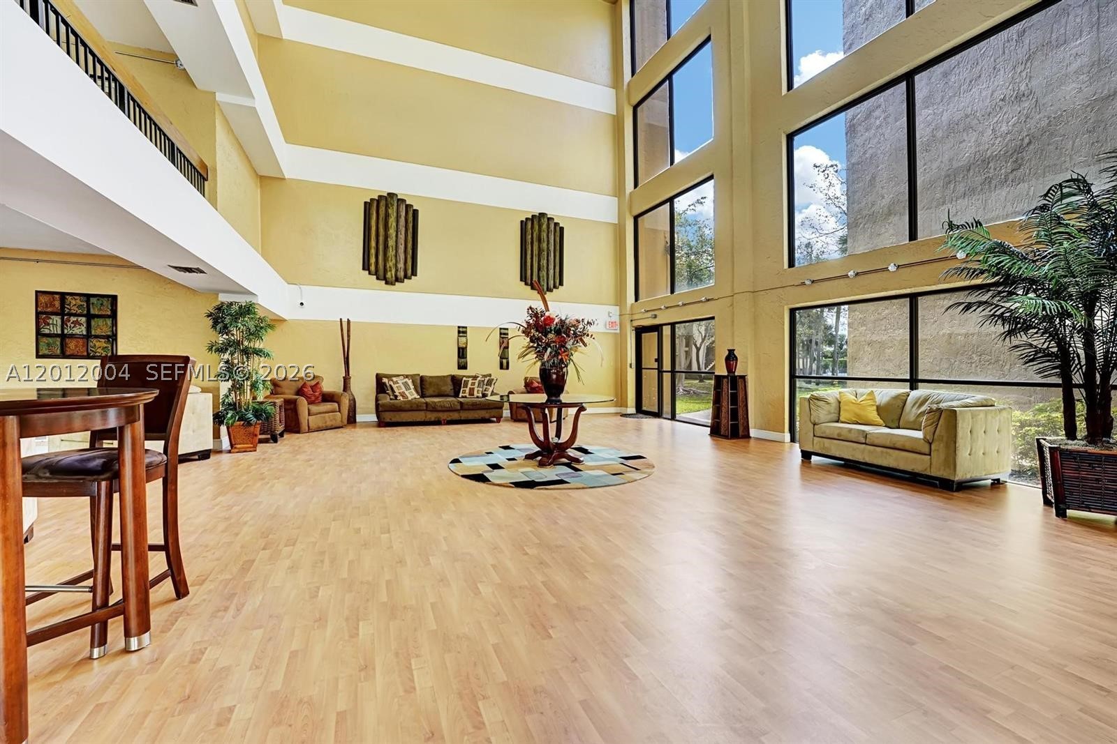 JACARANDA HEIGHTS CONDO - Residential