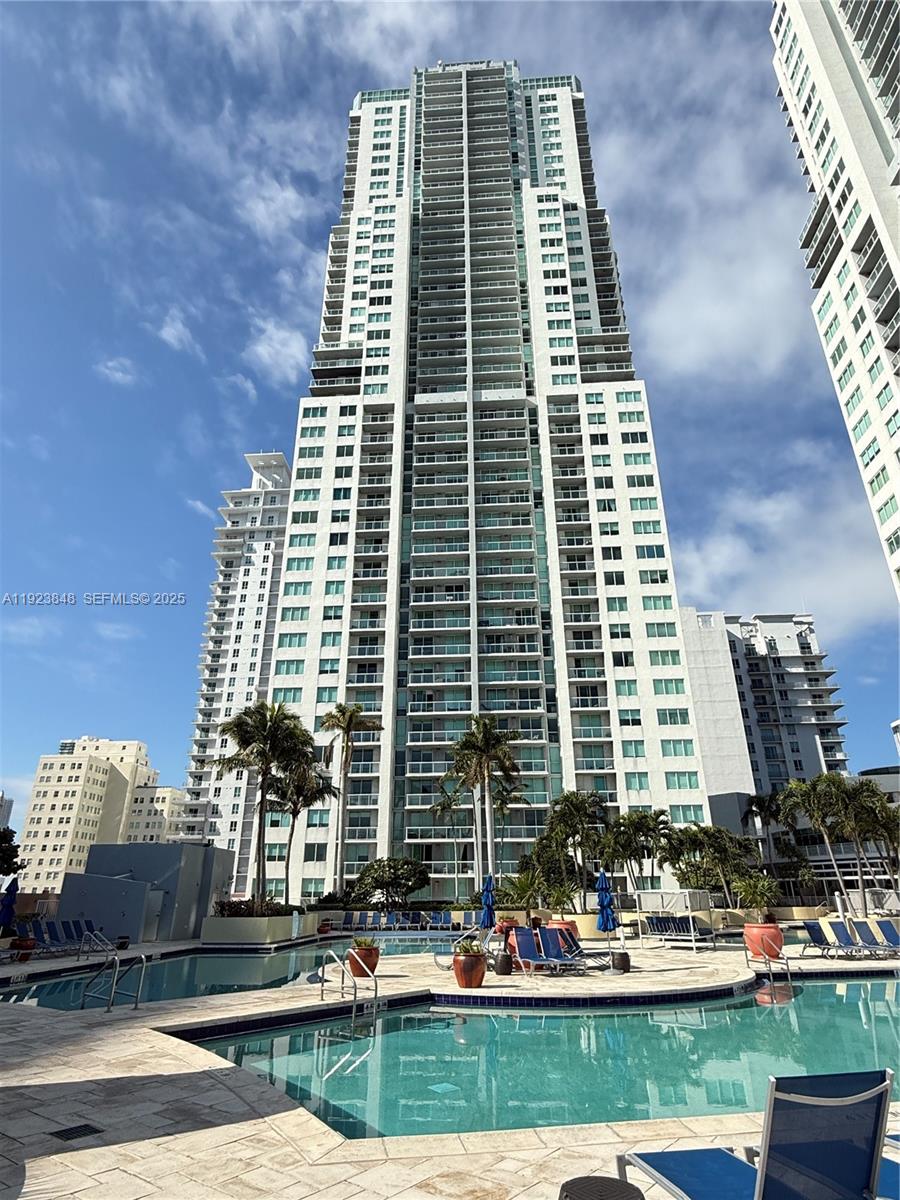 Modern, elegant, and prestigious 2 BED 2 BATH apartment in Vizcayne Condo. Kitchen with stainless steel appliances, and the living & dining rooms are bright and provide amazing views.Wake up to the great sights of Biscayne Bay, Cruise Ships, FTX Arena, Bayside Marketplace, and much more. Vizcayne South offers 5-star resort-style amenities; tropical pools, jacuzzi, spa/hot tub, steam room, gym, club room with billiards table and bar, movie theatre, office space, valet parking & 24-hour lobby receptionists, and security. Monthly HOA includes Cable Tv & water. Pets Friendly. Association Rules, Reserve& Budget attached. Information regarding special assessments can be found under broker remarks.