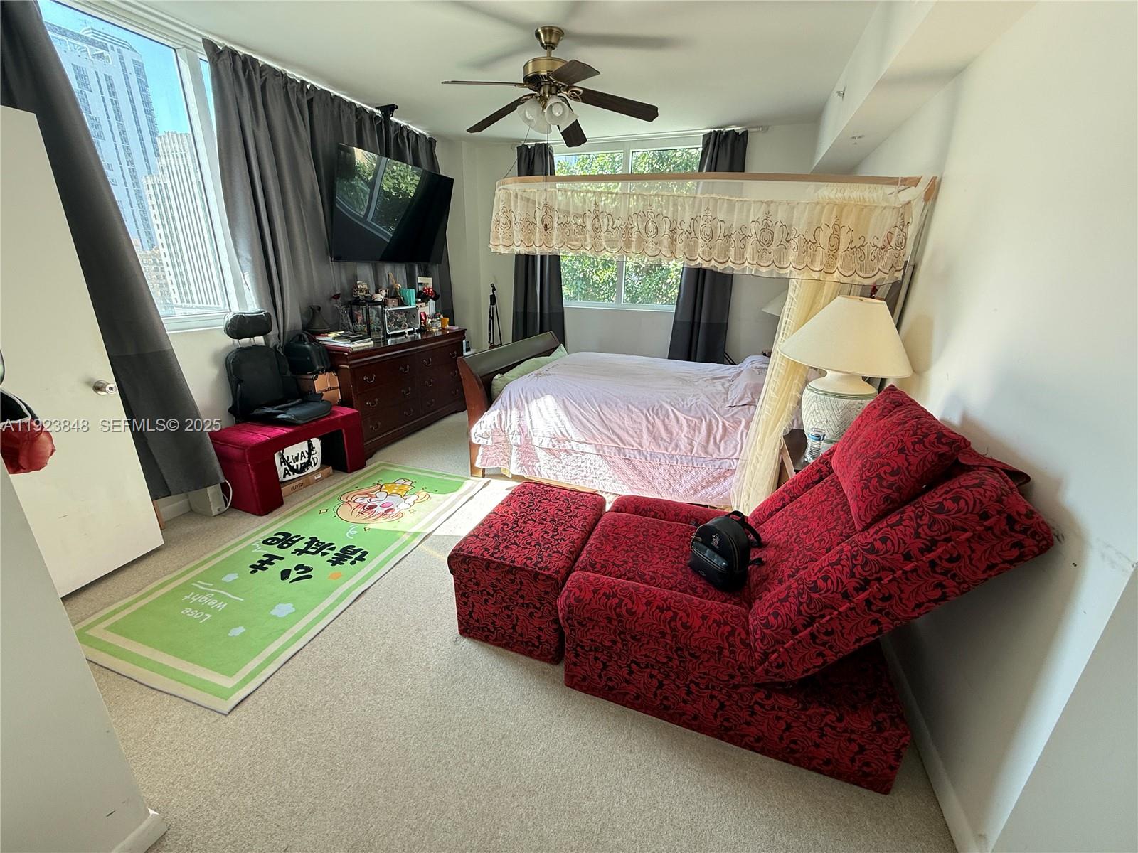 VIZCAYNE SOUTH CONDO - Residential