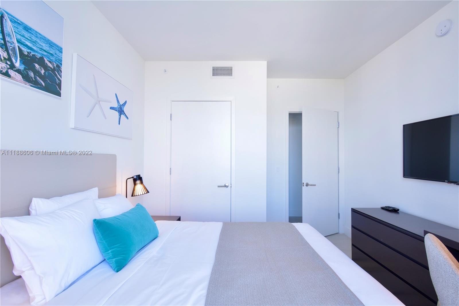 4010 SOUTH OCEAN CONDO HO - Residential