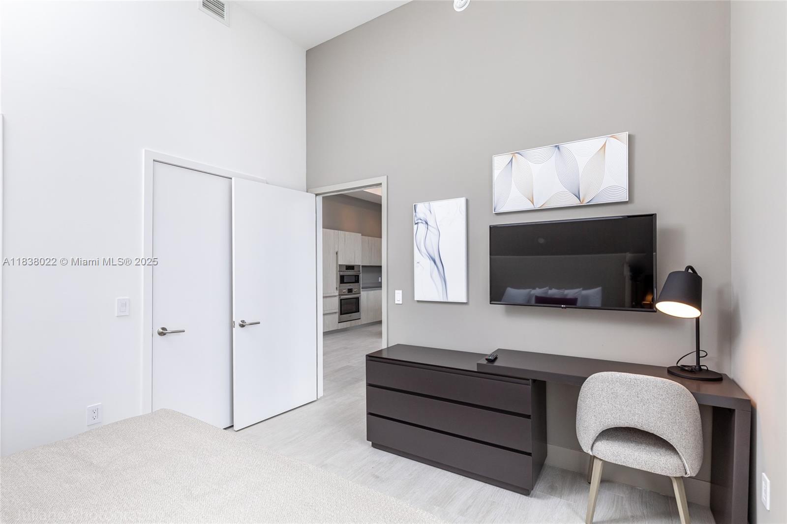 4010 SOUTH OCEAN CONDO - Residential