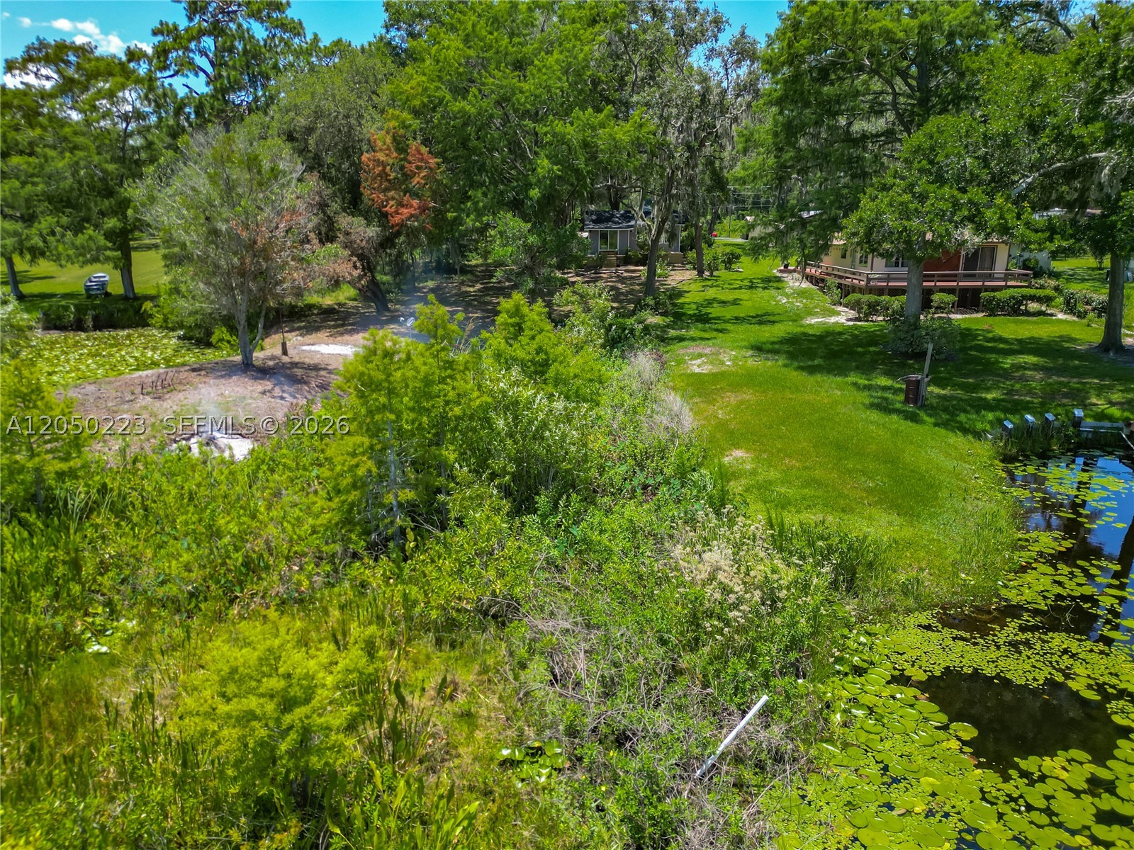 LAKE SHORE - Residential Lease