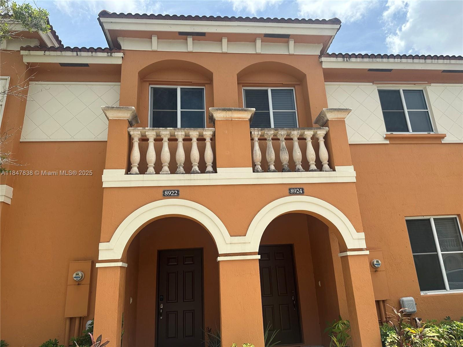 VILLAGE WALK - Residential