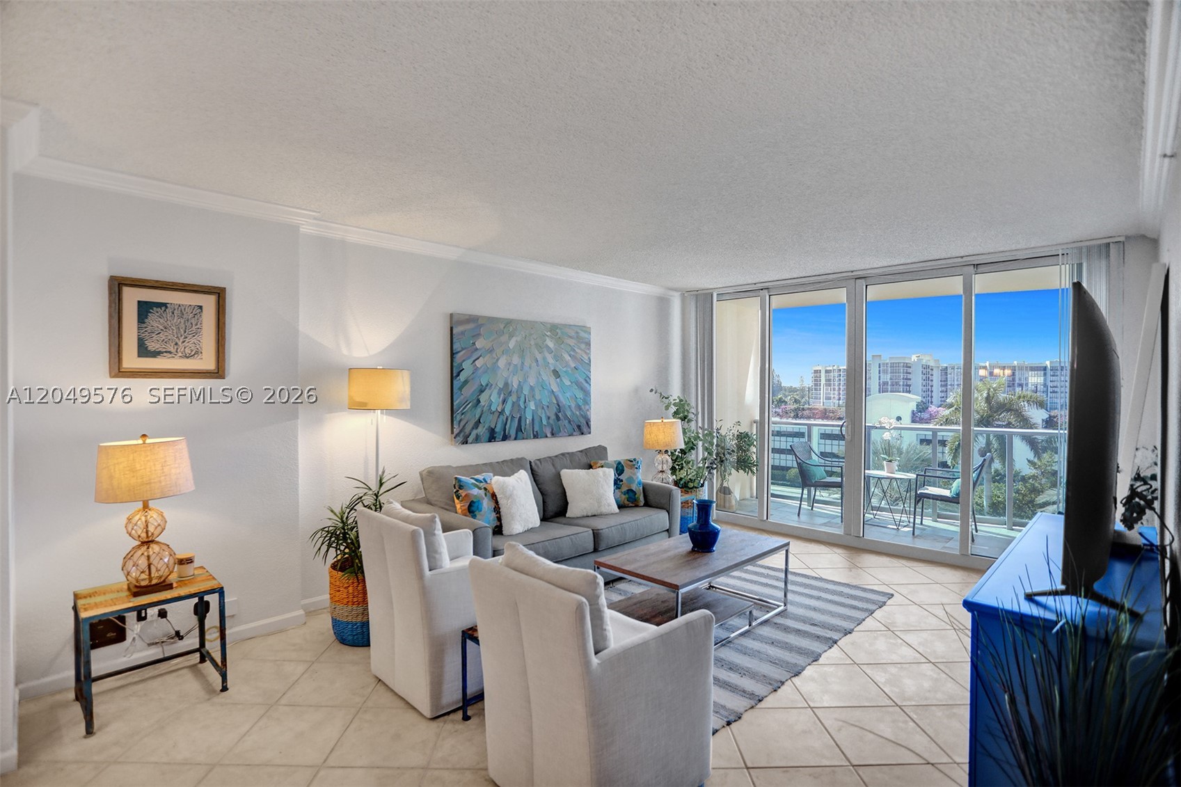 WAVE CONDO - Residential Lease
