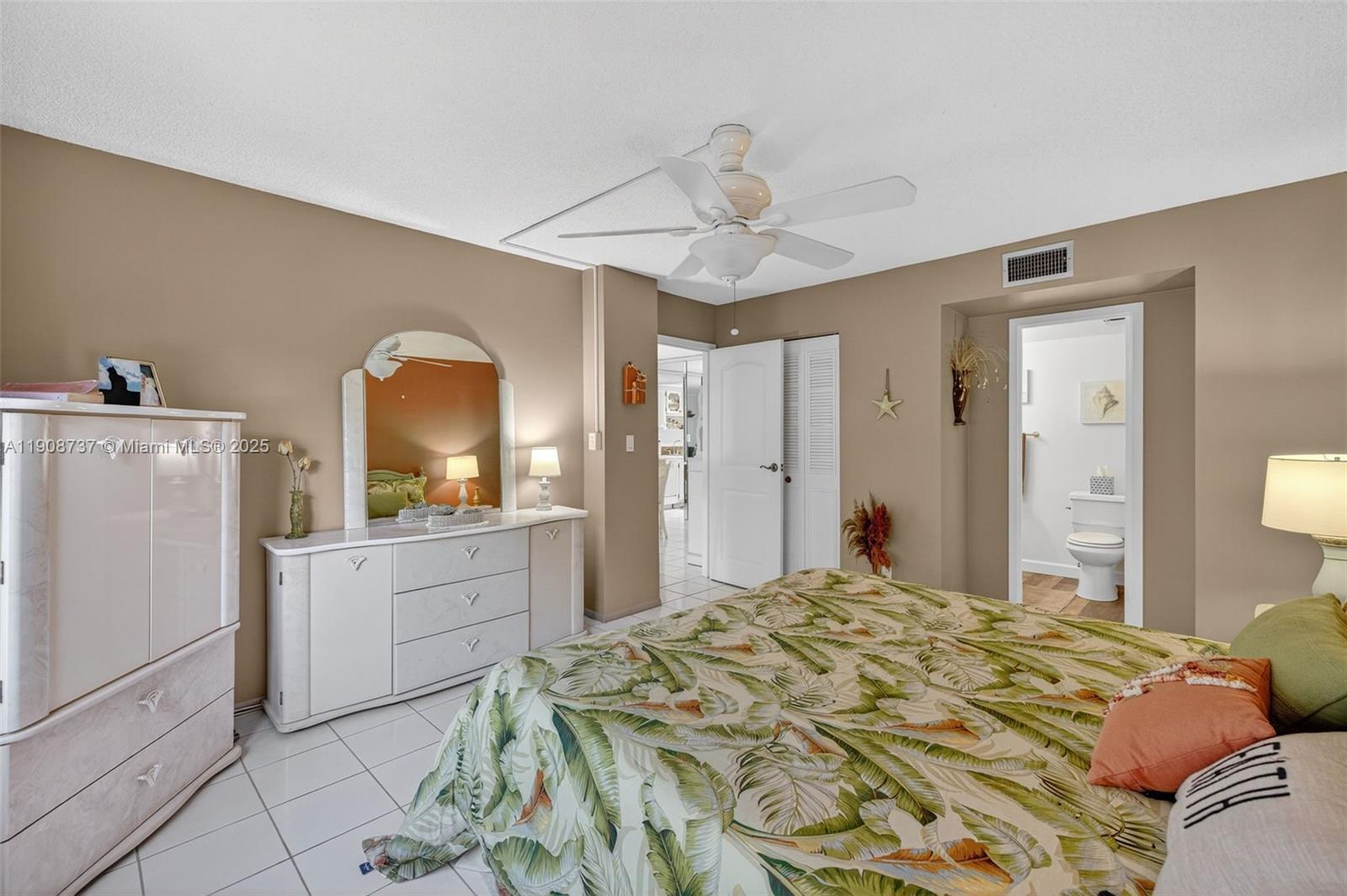 CYPRESS CHASE CONDO NO 2 - Residential