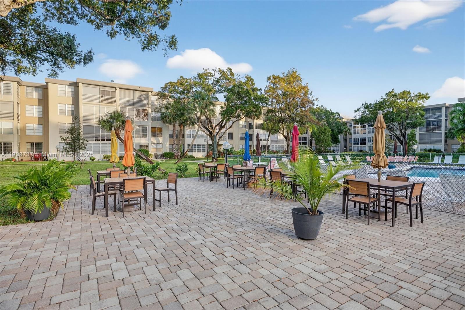 CYPRESS CHASE CONDO NO 2 - Residential