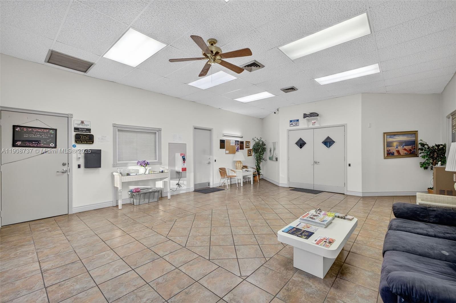 CYPRESS CHASE CONDO NO 2 - Residential