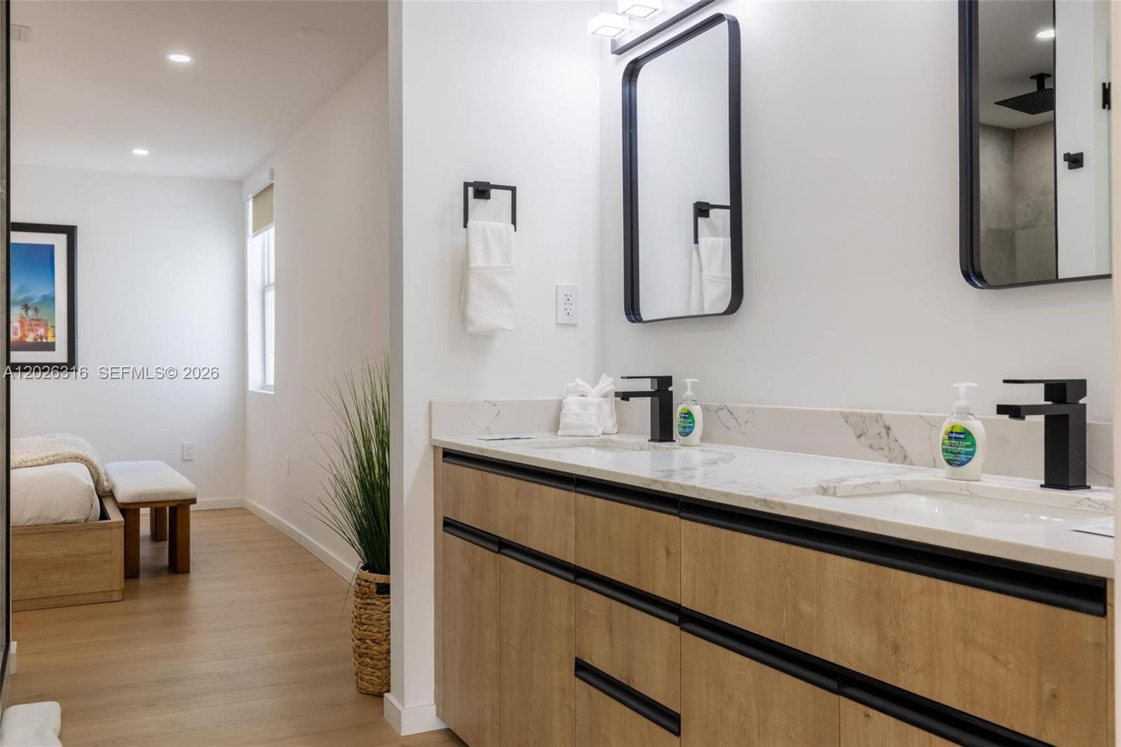 NORMANDY WATERWAY SUB - Residential Lease