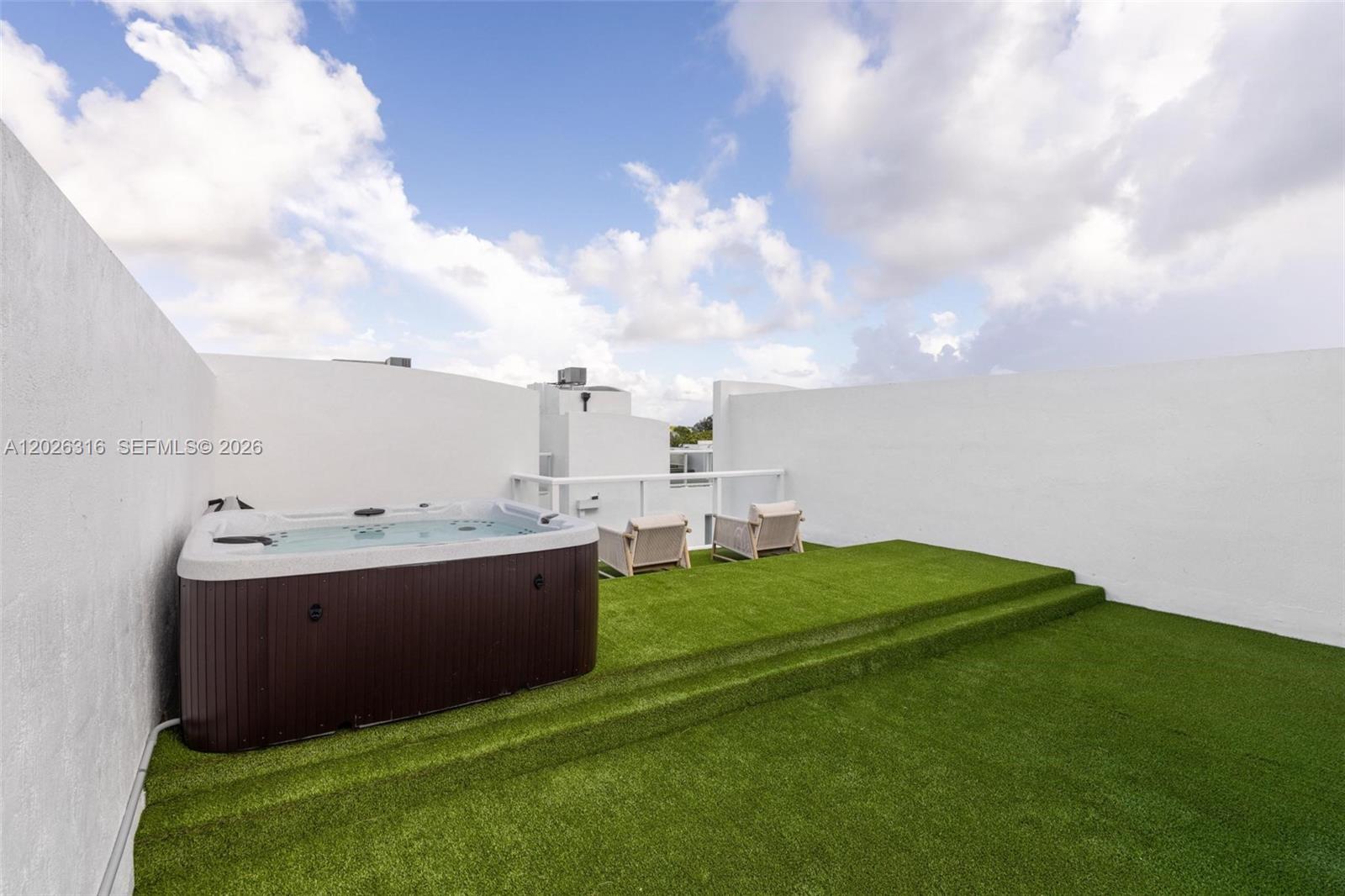 NORMANDY WATERWAY SUB - Residential Lease