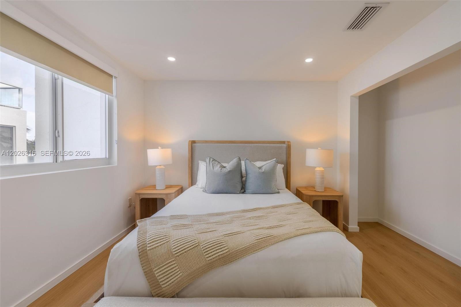 NORMANDY WATERWAY SUB - Residential Lease