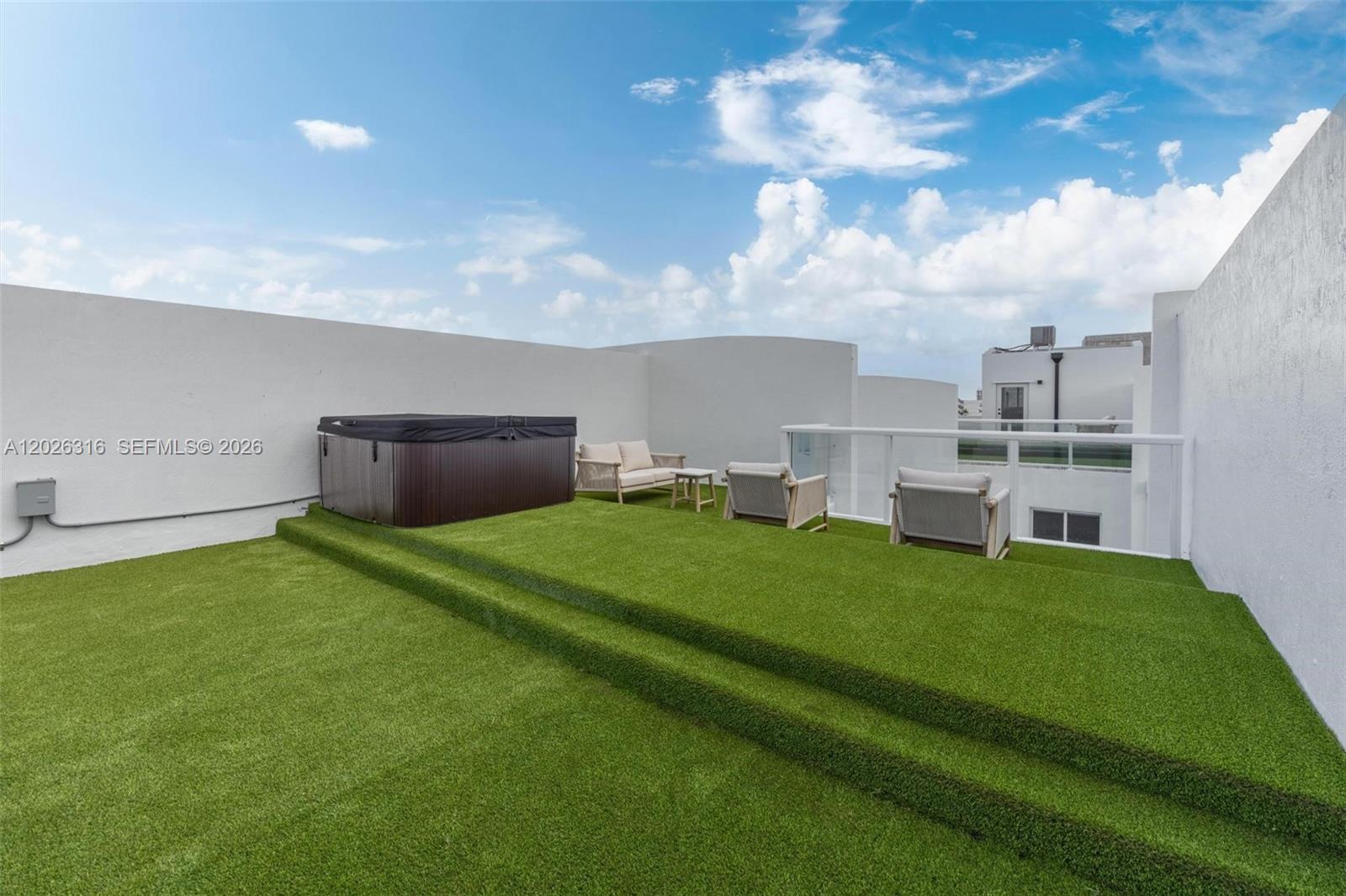 NORMANDY WATERWAY SUB - Residential Lease
