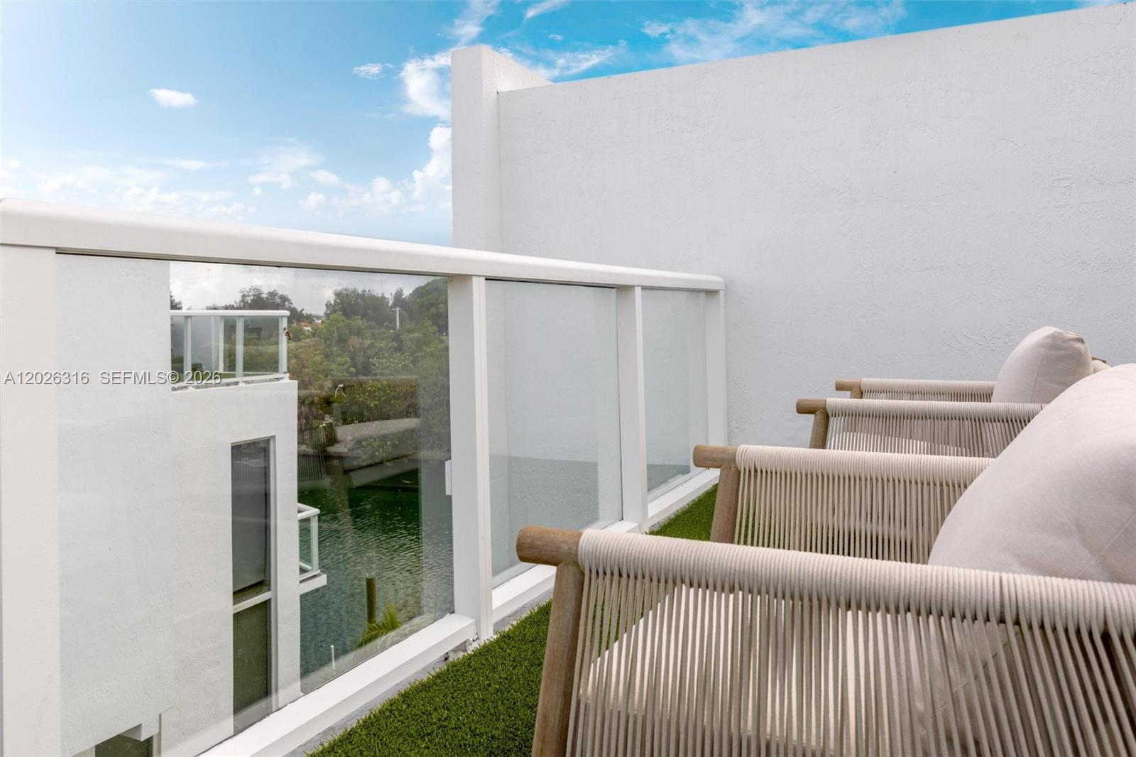 NORMANDY WATERWAY SUB - Residential Lease