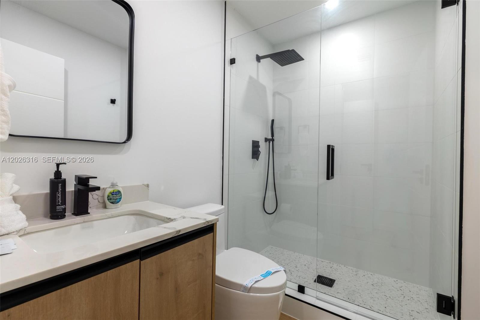 NORMANDY WATERWAY SUB - Residential Lease
